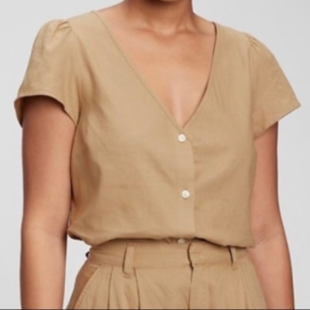 Linen V-Neck Button Front Shirt- XL